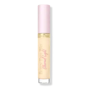 Консилер Born This Way Ethereal Light Illuminating Smoothing Too Faced, Vanilla Wafer (fair golden)