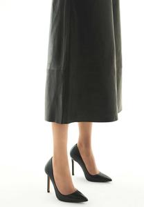 Туфли Kazar, черный