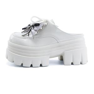 DHARRY Женские противоскользящие закрытые тапочки бежевые, цвет Beige