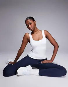 4505 Белый слегка укороченный жилет Icon active