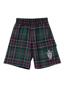 Клетчатые шорты с накладными карманами FENDI KIDS, зеленый