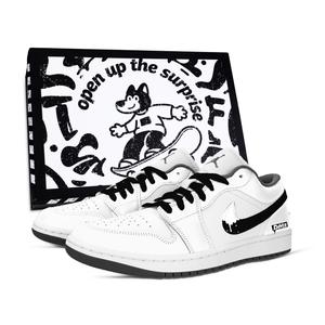 Jordan Air 1 Saintly Decentralization устойчивые к истиранию низкие баскетбольные кроссовки Unisex Black White