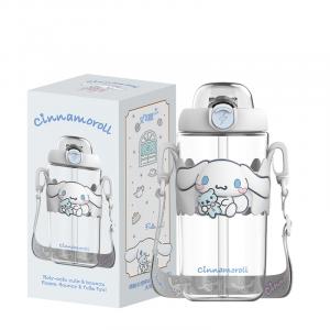 Чашка пластиковая Hello Kitty 650 мл Sanrio, Cinnamoroll Water Cup+Sticker 1 Pc