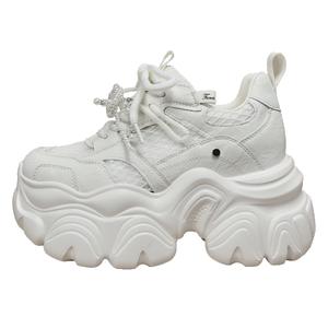 Forest Princess Низкие массивные кроссовки женские белые