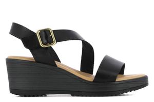 Босоножки April на танкетке Casas, черный