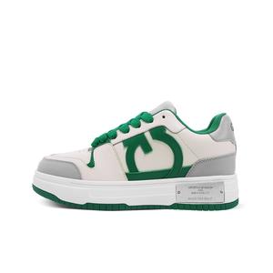 Низкие кроссовки для скейтбординга серии JEANS для мужчин GOLF, White+Black