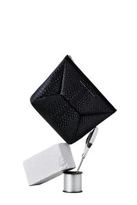 Кожаный клатч X-Pouch с эффектом змеиной кожи в черном цвете Python AMPERSAND AS APOSTROPHE