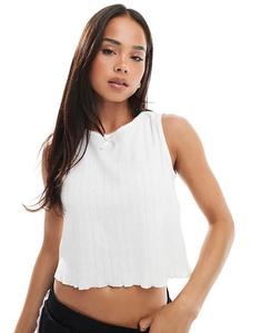 Укороченный топ Pieces без рукавов с отделкой бантом белого цвета