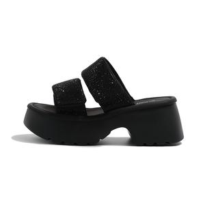 MIS. DANNY Женские слайдеры с устойчивыми к истиранию стразами черные, цвет Black