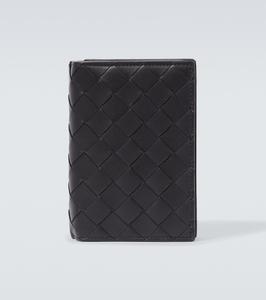 Кошелек Intrecciato Medium из кожи с двумя отделениями Bottega Veneta, Black-Silver