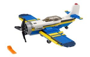 Конструктор Creator 3 в 1 Pilot Adventurer, 601 деталь, 31011 LEGO