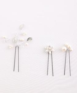 Набор заколок с цветочным мотивом