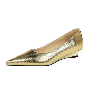 YAFEI XUANYU Женские повседневные туфли на каблуке 3 см золотистые, цвет Gold