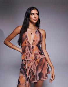 Сетчатый топ-халтер с открытой спиной и абстрактным принтом коричневого цвета Asos Design