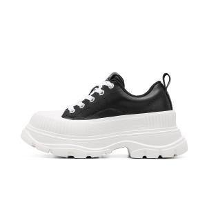 St&Sat Низкие повседневные женские кеды черного цвета