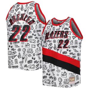 Мужская футболка Mitchell & Ness Clyde Drexler White Portland Trail Blazers 1991-92 гг. из твердой древесины Classics Doodle Swingman Player