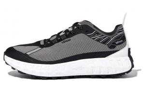 001 Трейловые кроссовки Norda