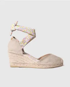 Женские эспадрильи на танкетке из цветочной ткани с завязками на щиколотке Toni Pons, коричневый