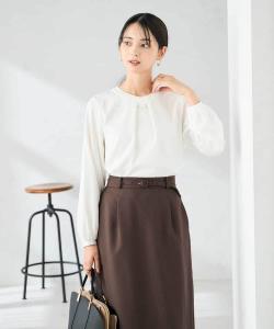 Блузка с бантом и подвеской в виде планки Avv, цвет White