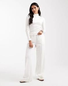 Прямые брюки-джоггеры Brave Soul из хлопка с высоким содержанием хлопка кремового цвета