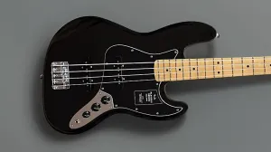 Fender Player II Jazz Bass - черный с грифом из клена