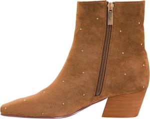 Corkys Footwear Ботильоны для женщин Corkys Such a Tease - с изящным каблуком 1,5 дюйма, полной боковой молнией, амортизирующими стельками EVA, сдержанным декором из заклепок, идеально подходят для вечернего выхода