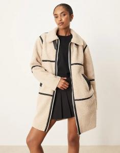 Пальто JDY Borg с контрастной окантовкой кремового цвета