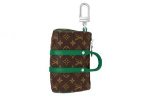LOUIS VUITTON Мини-кепол из холста с кожаным брелоком Мужская зеленая сумка, Green