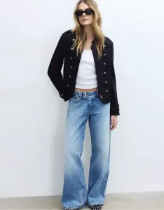 Джинсы Stradivarius с низкой посадкой и широкой пуговицей из светло-голубого денима среднего размера