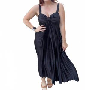 Черное коктейльное платье WISHLIST