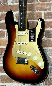 Новинка 2024 года: Fender American Ultra II Stratocaster с отделкой Ultraburst и накладкой из эбенового дерева, в наличии, профессиональная настройка и быстрая доставка !!