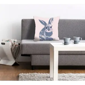 Декоративная подушка queence Nengah с застенчивым зайцем Queence, Helllila + bedruckt