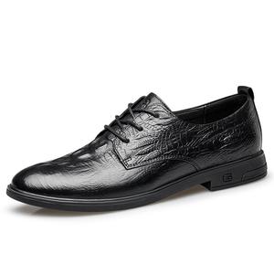 Туфли мужские Men"s Casual Men Low-Top Laorentou, цвет Black embossed