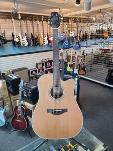 Акустико-электрогитара Takamine GD20CE NS серии G20 Dreadnought с вырезом - Натуральный сатин