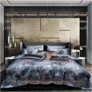 Generic Комплект постельного белья из хлопка 1400TC с вышивкой и шелковистым покрывалом