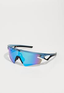 Солнцезащитные очки Oakley SPHAERA SLASH UNISEX, Matte Trans Stonewash/Blue