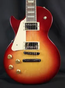 Левая гитара Gibson Les Paul Studio, цвет Heritage Cherry, с мягким футляром 2025