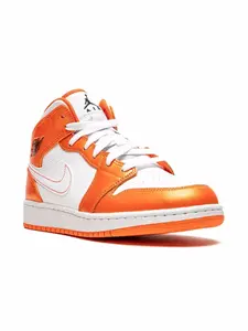 Кроссовки Jordan 1 Mid SE Jordan Kids, оранжевый