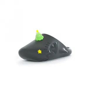 HelloSlippers Sharkicks мюли с рождественскими елками, закрытые тапочки унисекс черные, цвет Black