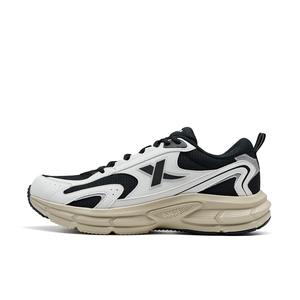 XTEP Мужские кроссовки на низком ходу с амортизацией из бело-черного холста, цвет White Black