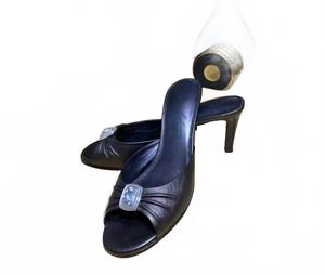 Женские туфли Russia в цвете серебристый напа Brighton