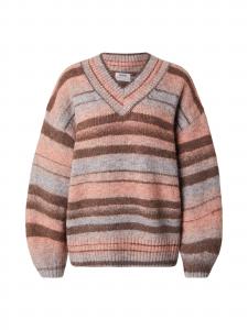 Monki Свитер оверсайз в пастельно-оранжевом цвете