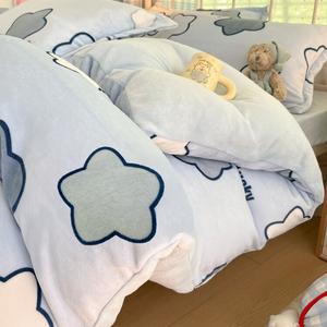 Yalu Простыня 180x220 см, двойной флис, терморегуляция, цвет Sky Galaxy