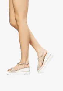 Сандалии на платформе Nerogiardini, Lino