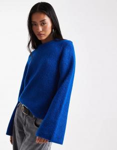Джемпер ASOS DESIGN с круглым вырезом и расклешенными рукавами в кобальтовом цвете