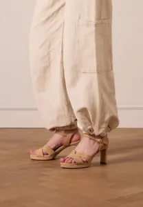 Сандалии на высоком каблуке Manfield, Beige