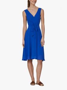 Классическое платье с расклешенным силуэтом и запахом Sisters Point