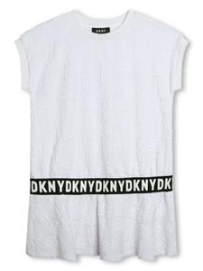 DKNY платье с короткими рукавами и логотипом, белый