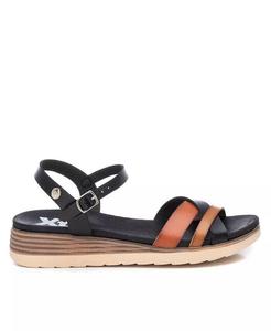 Женские сандалии с перекрестными ремешками, черные с коричневыми акцентами XTI