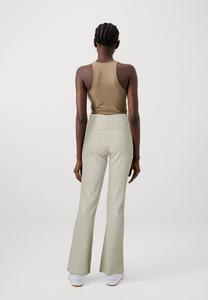 Тканевые брюки SOFT TOUCH FOLDED FLARE TROUSERS Gina Tricot, бежевый